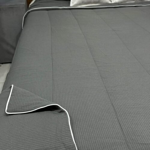 Cubrecama Rayas Casal/Queen