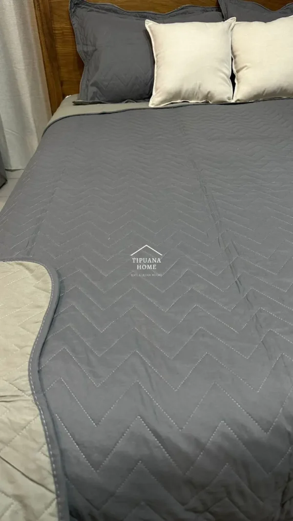 Cubrecama Super King 2.65 x 2.85mts