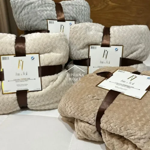 Mantas Finesse Ann y Val