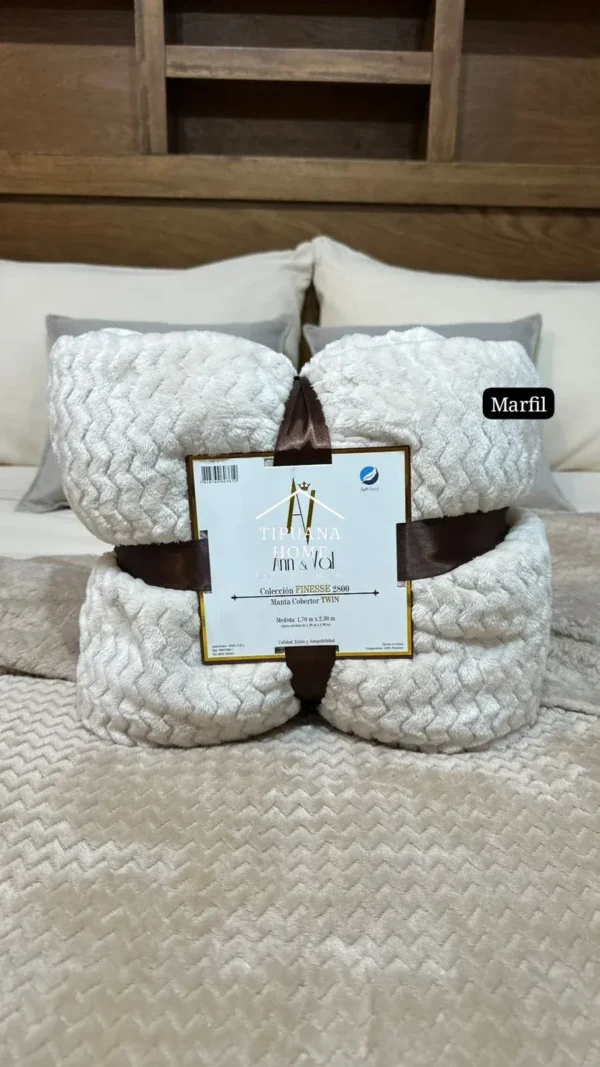 Mantas Finesse Ann y Val