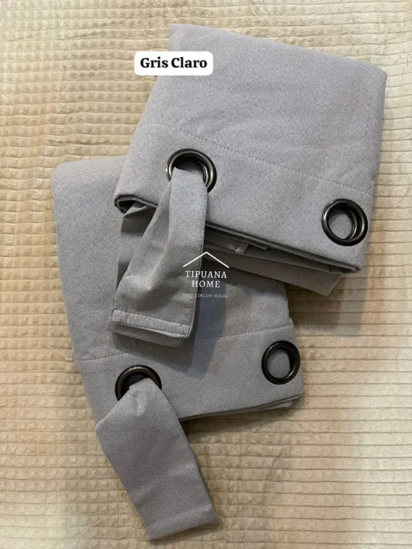 Cortinas Blackout 2.80 x 2.25mts c/ sujet.