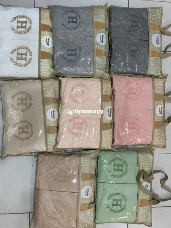 Juego de Sábanas 4pzas con Bordado